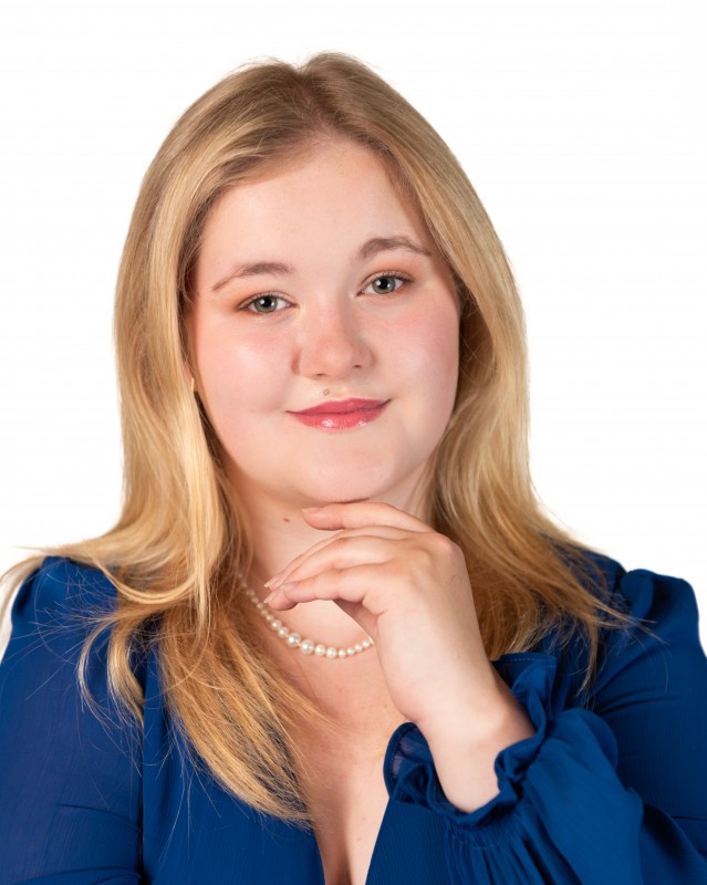 Chloe page